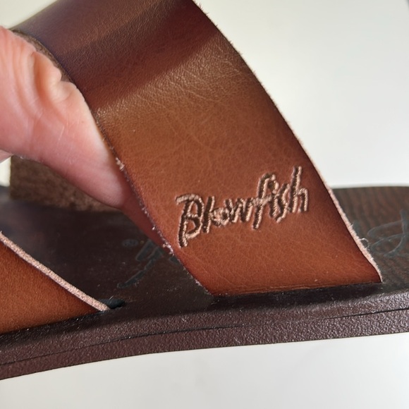BLOWFISH MALIBU BROWN DOUBLE TOE STRAP SANDAL SIZE 8 - Picture 9 of 9